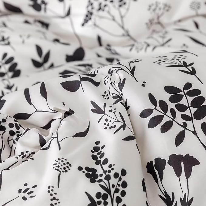 KAREVER Black Botanical Comforter Set Twin White Black Floral Plant Bedding Comforter Set Girls Garden Pattern Printed on White Blanket Rustic Leaf Blossom Women White Farmhouse Comforter Twin