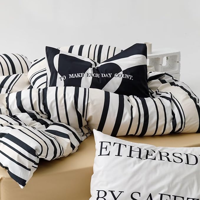 KAREVER Striped Comforter Set King Black and White Comforter Men Women Modern Chic Stripes Bed Comforters Beige Black Striped King Ticking Bedding Comforter Set All Season Hotel Quality Bed Set
