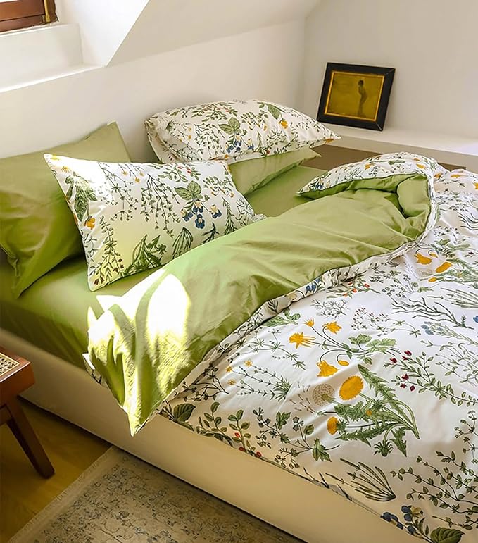 KAREVER Botanical Comforter Queen Sage Green Floral Plant Bedding Set Garden Pattern Printed Reversible Blanket 3 PCs Breathable White Floral Bed Comforter Set