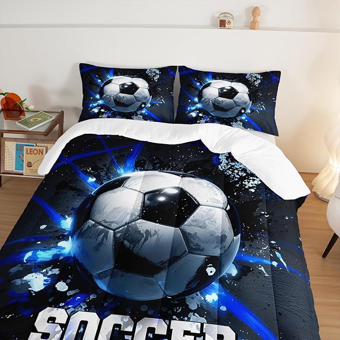 Football Comforter Set King Size,Balls Game Pattern Kids Comforter for Boys Girls Teens Soccer Room Decor,Sports Themed Football Court Bedding Sets with 2 Pillowcases.