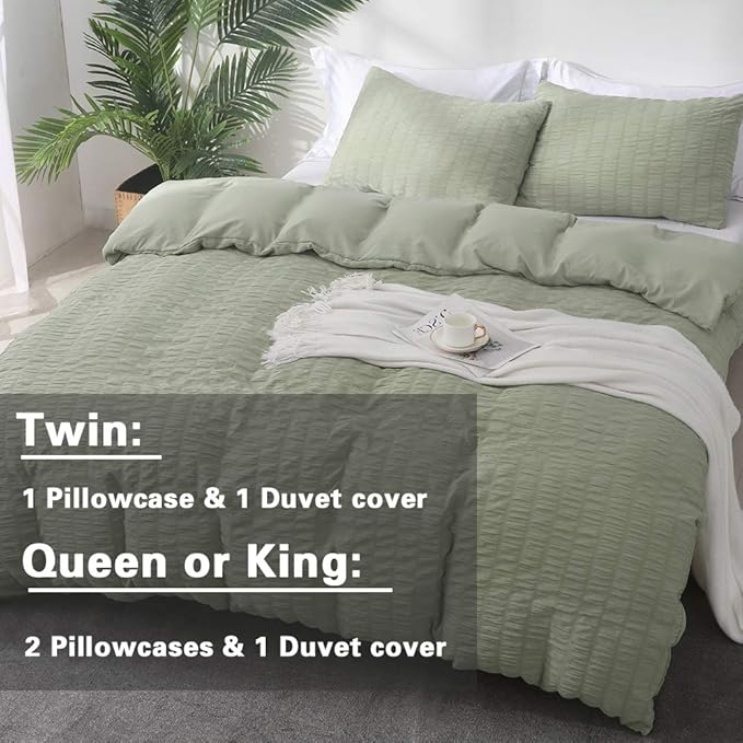 AveLom Green Duvet Cover Queen(90 x 90 inches), 3 Pieces (1 Duvet Cover, 2 Pillow Cases),Seersucker Tripe Soft Washed Microfiber, Textured Duvet Cover Set with Zipper Closure, Corner Ties