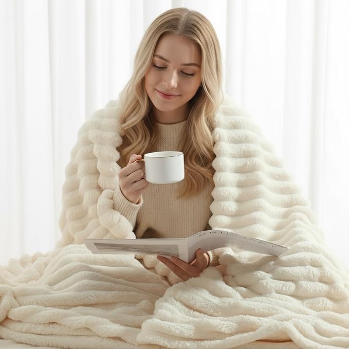 decorUhome Christmas Soft Fleece Cream White Blanket King Size for Bed, Cozy Fluffy Plush Flannel Large Striped Throws for Couch Sofa, Lightweight Decorative Fuzzy Blanket for Woman, 108x90 Inches