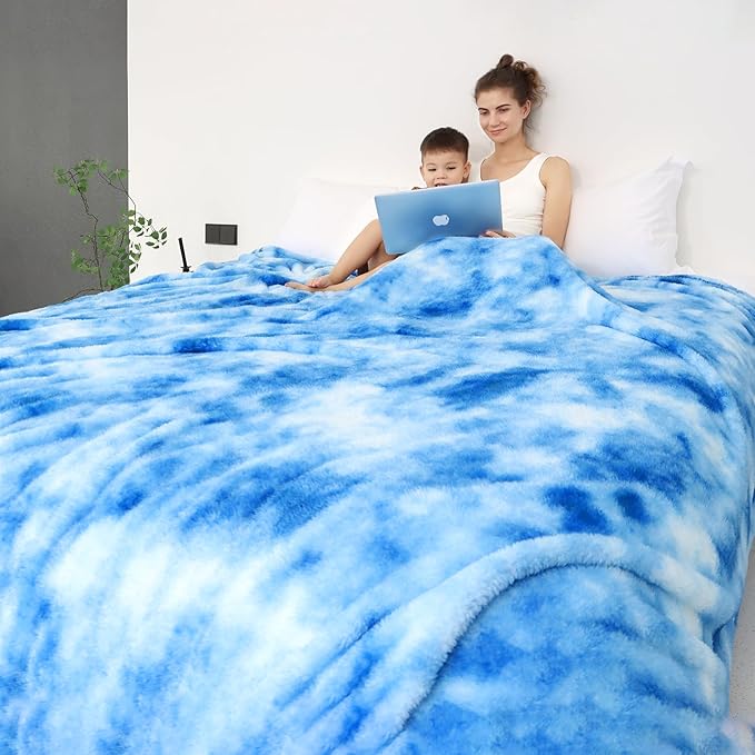 Fleece Throw Blanket Cozy Soft Lightweight Throw Blankets Warm Plush Blue Fall Blankets and Throws Couch Sofa Bed Camping Travel Picnic Outdoor Blanket Bedding Kid Baby Boys Girls Adults