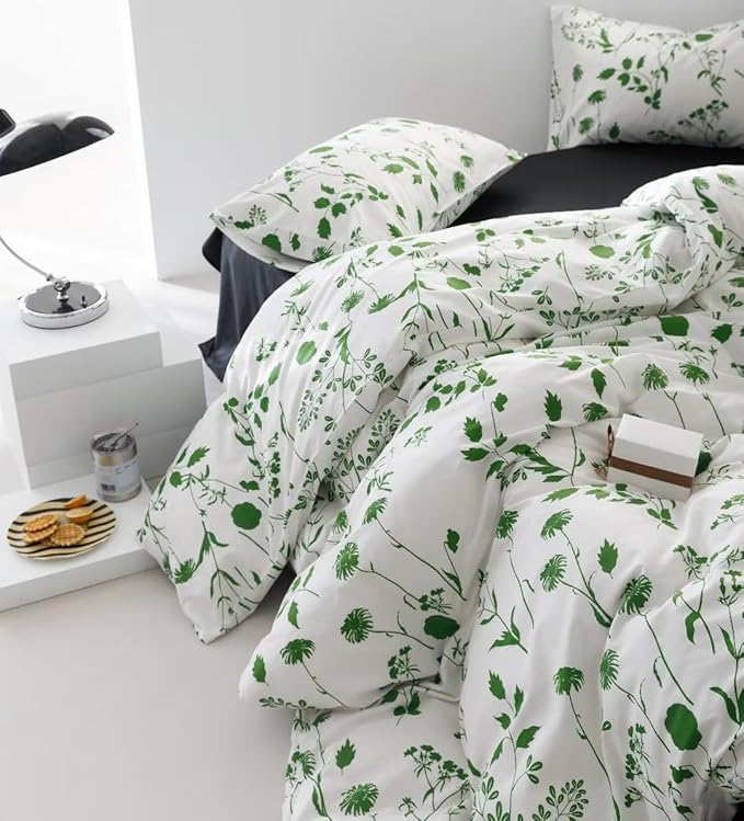 KAREVER Botanical Comforter Set Cal King White Sage Floral Plant Bedding Comforter Girls Blanket Rustic Leaf Blossom Women White Farmhouse Comforter California King