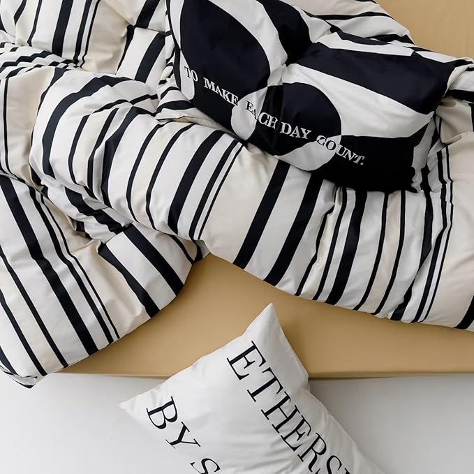 KAREVER Striped Comforter Queen Black White Comforter 3 Pieces Soft Stripes Comforter Set 1 Striped Queen Comforter (90x90 inches) with 2 Pillowcases (20x26 inches)