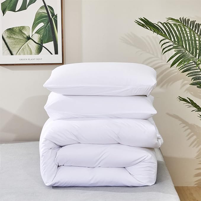 KAREVER White Fluffy Comforter King Women Soft Bedding King Size White Blanket Men 3 PCs Comforter Set 1 King Size Comforter(104x90 inches) with 2 Pillowcases (20x36 inches)