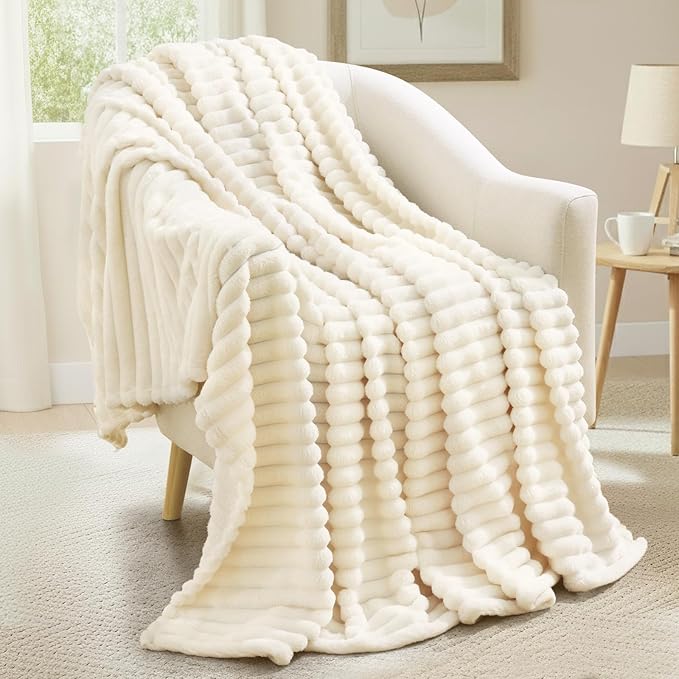 decorUhome Christmas Soft Fleece Cream White Blanket Queen Size for Bed, Cozy Fluffy Plush Flannel Large Striped Throws for Couch Sofa, Lightweight Decorative Fuzzy Blanket for Woman, 90x90 Inches