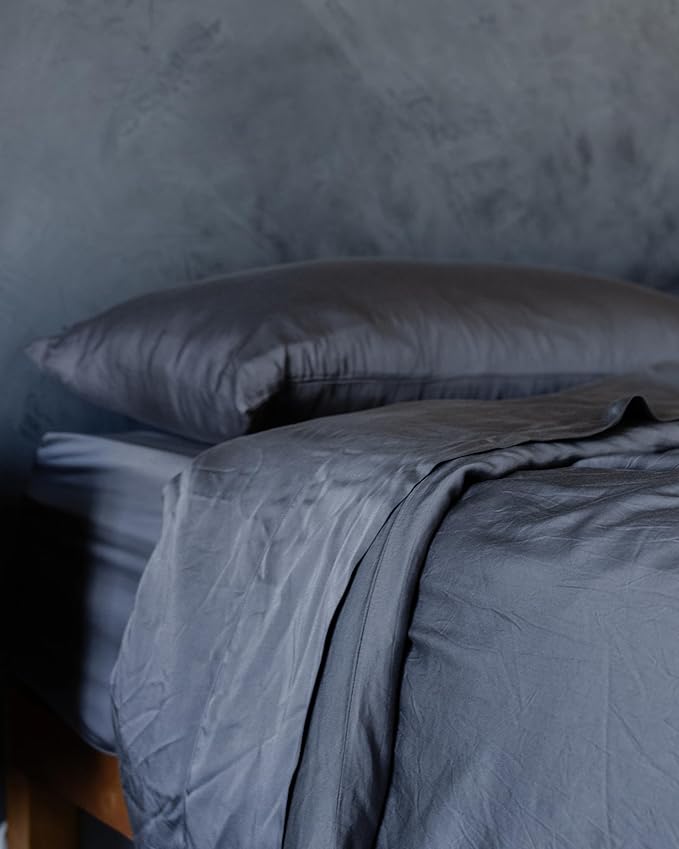 Cozy Earth Luxury Duvet Cover Queen - 100% Viscose from Bamboo - Ultra-Soft, Cooling & Lightweight Duvet Cover - Temperature-Regulating Bedding with Concealed Zip & Interior Snap Closures - Charcoal