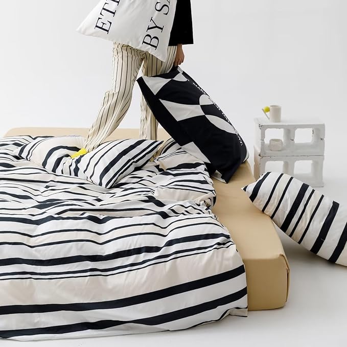 KAREVER Striped Comforter Set Full Black and White Comforter Men Women Modern Chic Stripes Bed Comforters Beige Black Striped Full Ticking Bedding Comforter Set All Season Hotel Quality Bed Set