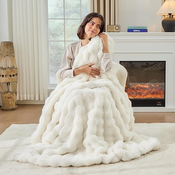 Fluffy Blanket for Couch Soft Luxury Faux Rabbit Fur Throw Cozy Fuzzy Plush Bubble Blanket Thick Warm Decorative Throw for Bed, Sofa (Queen Size 90''x90'', Cream White)