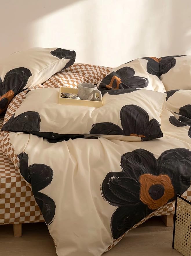 KAREVER Black Floral Comforter Set Black Botanical Bedding Cal King Women Modern Elegant Chic Blankets Lightweight Black Sunflower Reversible