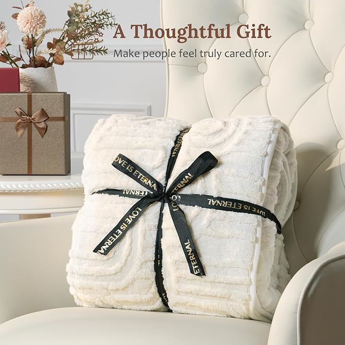 Sherpa Fleece Adult Weighted Blanket Great for Sleep, 15 lbs Dual Sided Soft Fuzzy Heavy Blankets for Couch Bed Sofa, Cozy Warm Arched Jacquard Throw for Winter (Cream White, 48" x 72", 15 Pounds)