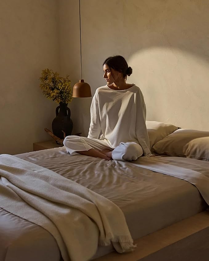 Cozy Earth Luxury Duvet Cover King - 100% Viscose from Bamboo - Ultra-Soft, Cooling & Lightweight Duvet Cover - Temperature-Regulating Bedding with Concealed Zip & Interior Snap Closures - Driftwood