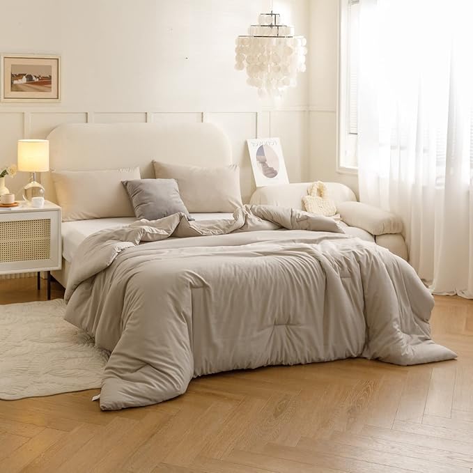 ROSGONIA Oversized Queen Comforter Oatmeal, 3pcs (1 Comforter & 2 Pillowcases) Lightweight Oversized Queen Comforter Sets Bedding Blanket Quilts