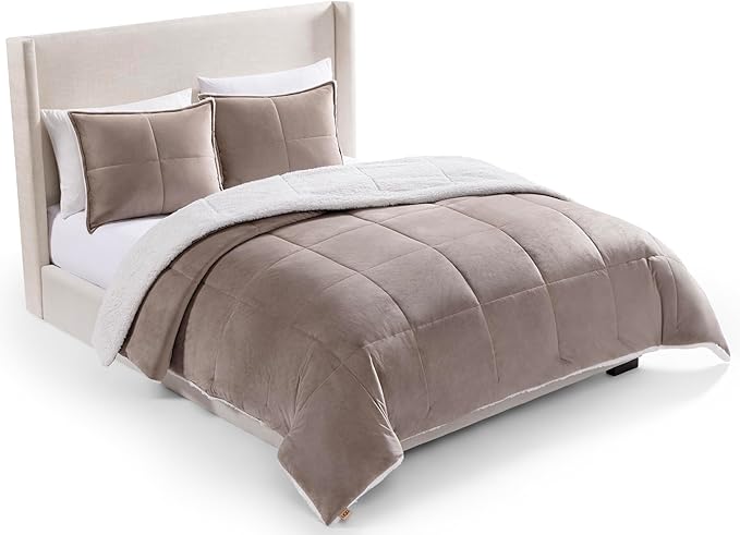 UGG Blissful Full/Queen Comforter Set with 2 Pillow Shams Reversible Comforter Plush Fluffy Warm Bed Set Premium Down Alternative Bedding for College Dorm Essentials, Full/Queen, Light Brown Fawn