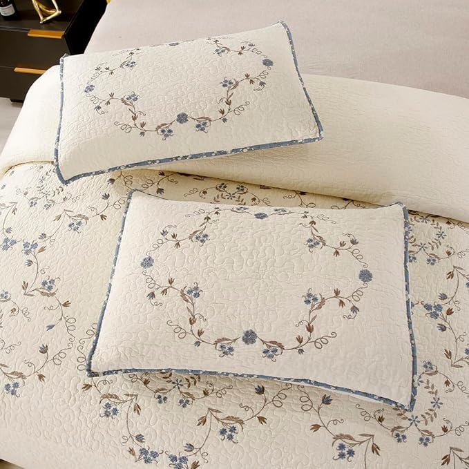 vctops 3-Piece Elegant Floral Embroidered Bedspread Coverlet Set 100% Cotton Reversible Patchwork 1 Quilt and 2 Pillow Shams Full/Queen, Flower B
