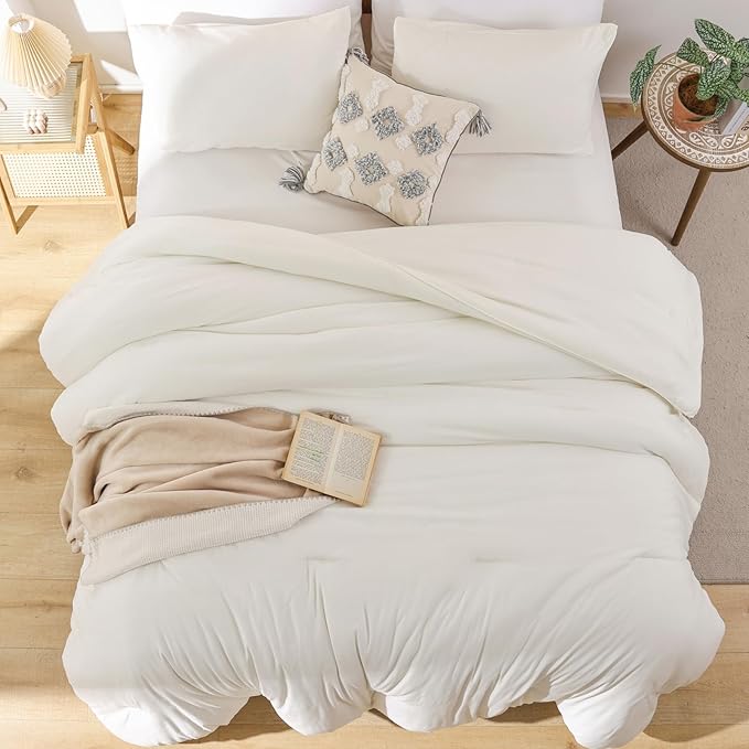 ROSGONIA Oversized King Comforter Ivory, 3pcs(1 Boho Comforter & 2 Pillowcases) Soft Lightweight Oversized King Size Comforter Sets All Season Bedding