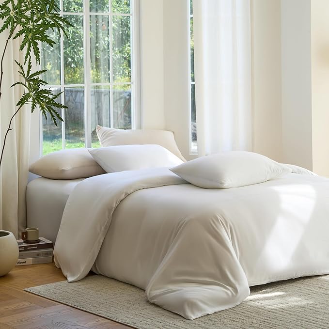 DOZ Duvet Cover Set, 100% Viscose derived from Bamboo, Organically Grown, Buttery Soft, Cooling Duvet Covers, High GSM, 1 Duvet Cover and 2 Pillowcases, 106"x90" (Snow, King/Cal King)