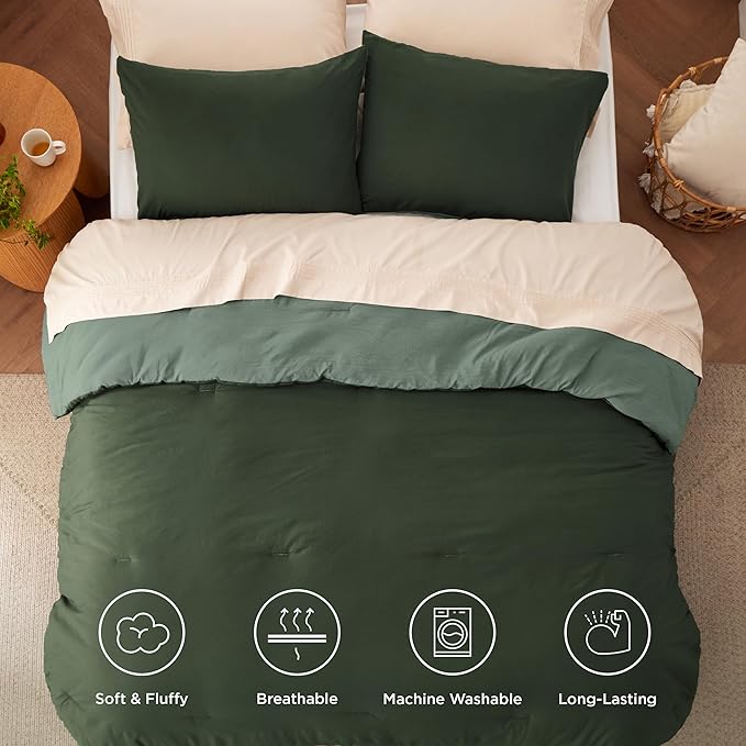 Bedsure King Size Comforter Set, Reversible Dark Green Soft Prewashed Bedding for All Seasons, 3 Pieces Warm Down Alternative Bed Set, 1 Lightweight Comforter (104"x90") and 2 Pillowcases (20"x36")