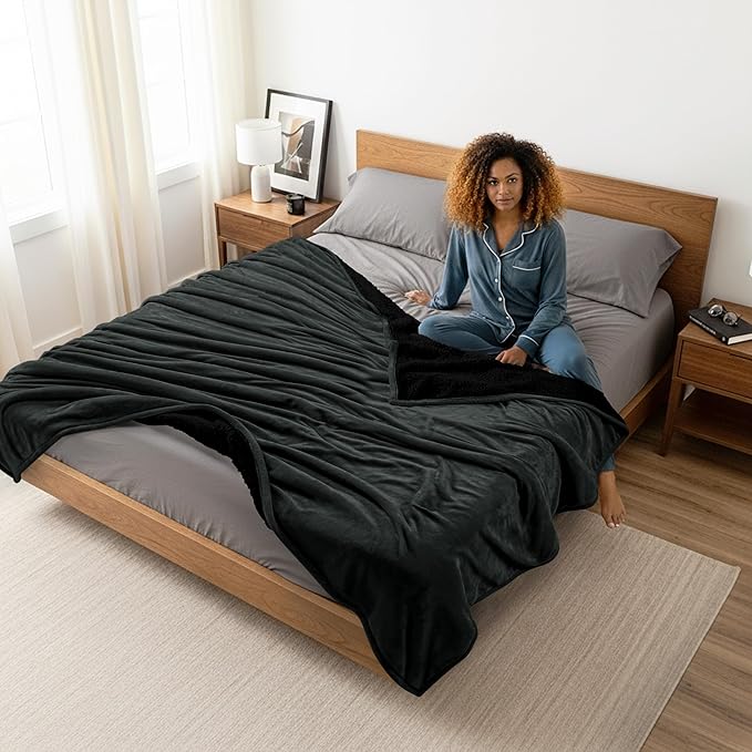 Utopia Bedding Sherpa Blanket Twin Size (Black, 90x66 Inches) - Soft Lightweight Plush Fleece Reversible Blanket for Bed, Sofa, Couch, Camping and Travel