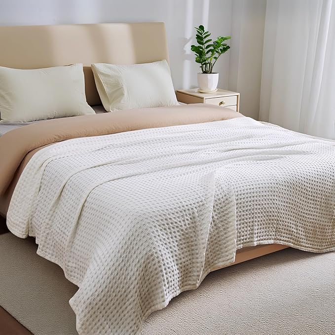 Aganear Waffle Blanket - Lightweight Breathable Summer Blanket of 50% Cotton and 50% Rayon Derived from Bamboo for Hot Sleepers Luxury Throws for Bed, Couch and Sofa,White,66x90 Inches