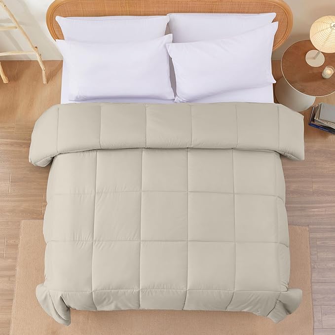 Modern Threads Down Alternative Reversible Comforter Beige/Light Blue Twin