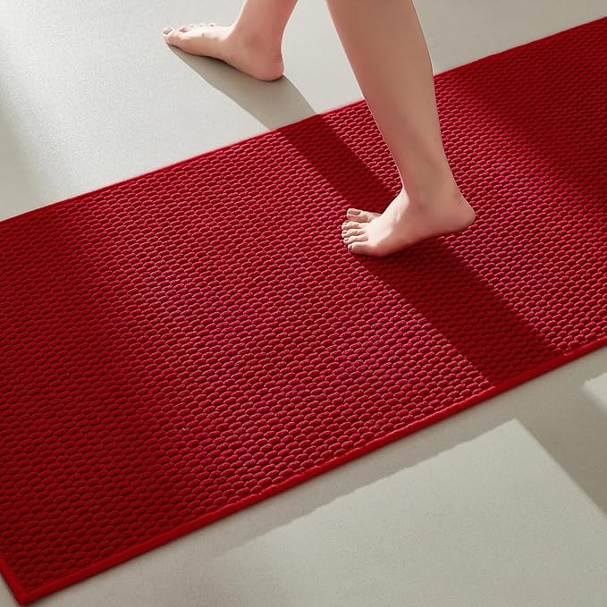 Christmas Bathroom Runner Rugs, Long Bath Mat Runner Washable Thin Quick Dry Low Pile Bathroom Runner Rugs Non Slip, Red 16"x60"
