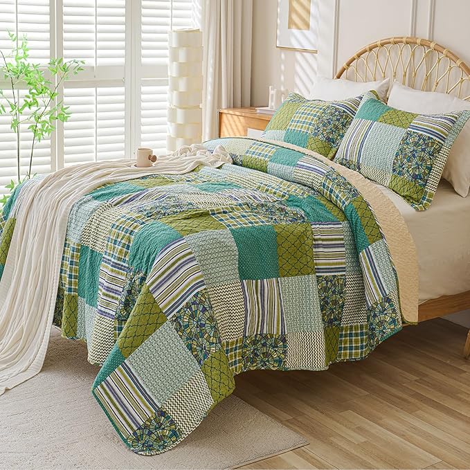 Cmfshape Quilt Sets Bedspread Set 100% Cotton Green Plaid Patchwork Bedding Set, All Season Use Lightweight Reversible Coverlet Quilts with 2 Pillow Shams(Queen 90"x96")