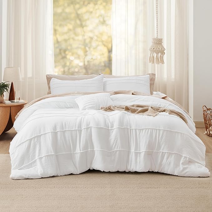 Bedsure Full Comforter Set - 4 Pieces Pinch Pleat Bed Set, White Boho Bedding for All Season, 1 Soft Comforter, 2 Pillowcases, 1 Decorative Pillow