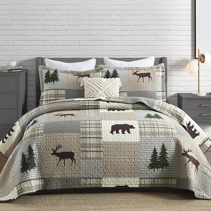 Quilt for Queen Bed - 100% Cotton Farmhouse Patchwork Plaid Cabin Queen Size Quilt Bedding Set, Brown Gray Green Animal Bear Deer Tree Lightweight Bedspread, 3-Piece for All Season (98"x90")