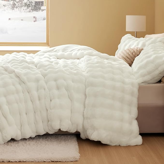 Bedsure Luxurious Faux Fur Duvet Cover Queen Size Set - Ultra Soft & Fluffy & Cozy & Warm - Elegant Shaggy Bubble Design Bedding with Duvet Cover and Pillow Shams, Coconut White