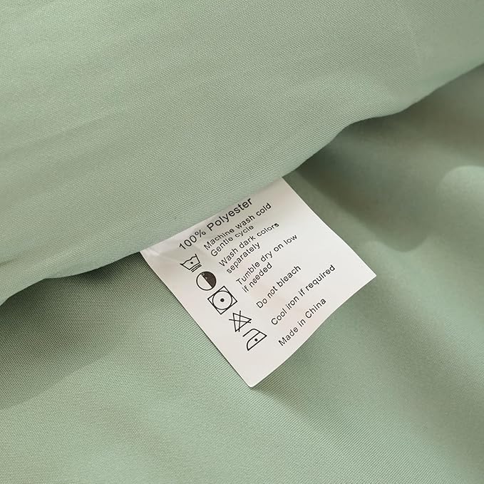 ROSGONIA Oversized Queen Comforter Sage Green, 3pcs (1 Green Comforter & 2 Pillowcases) Lightweight Oversized Queen Comforter Sets Bedding Blanket Quilts