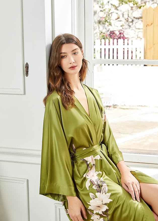 BABEYOND Kimono Robe Cover up with Box Long Floral Satin Sleepwear Silky Bathrobe Bachelorette Robe
