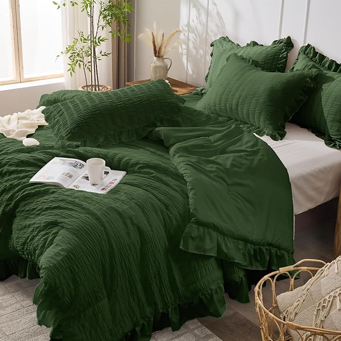 JOLLYVOGUE Dark Green King Comforter Set, 3 Pieces Seersucker Comforters King Size, Lightweight & Fluffy Bedding Sets King for All Season with 1 Ruffle Comforter and 2 Ruffle Pillowshams