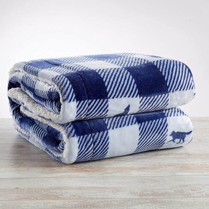 Great Bay Home Decorative Holiday Throw Blanket. Super Soft Fleece Sherpa Holiday Throw Blanket. Hudson Collection (Buffalo Check Lodge)