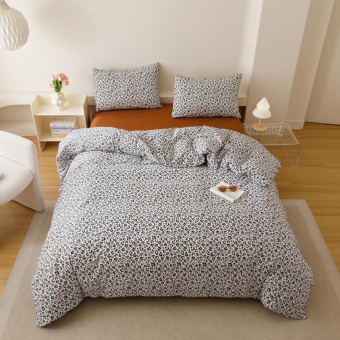 Cottonight Leopard Comforter Set Twin Animal Cheetah Print Bedding Set 3 Pieces Leopard Print Comforter Fluffy Soft Bedding Set Kids Teens Twin Comforter with 2 Pillowcases