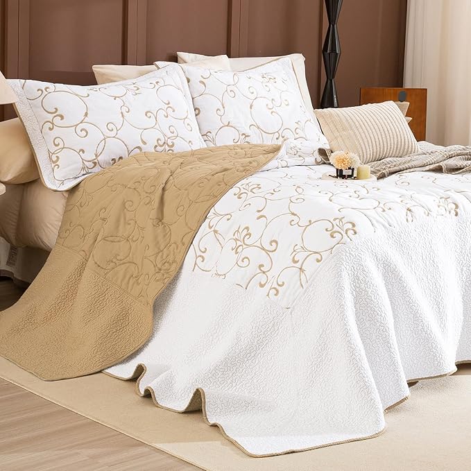 Lady Ann Oversized King 120x120 Quilt Bedspreads,100% Cotton Embroidery Pattern California King Size Quilt Bedding Set Extra Large White with Gold Bedding Coverlet Sets Lightweight All Season 3 Pcs