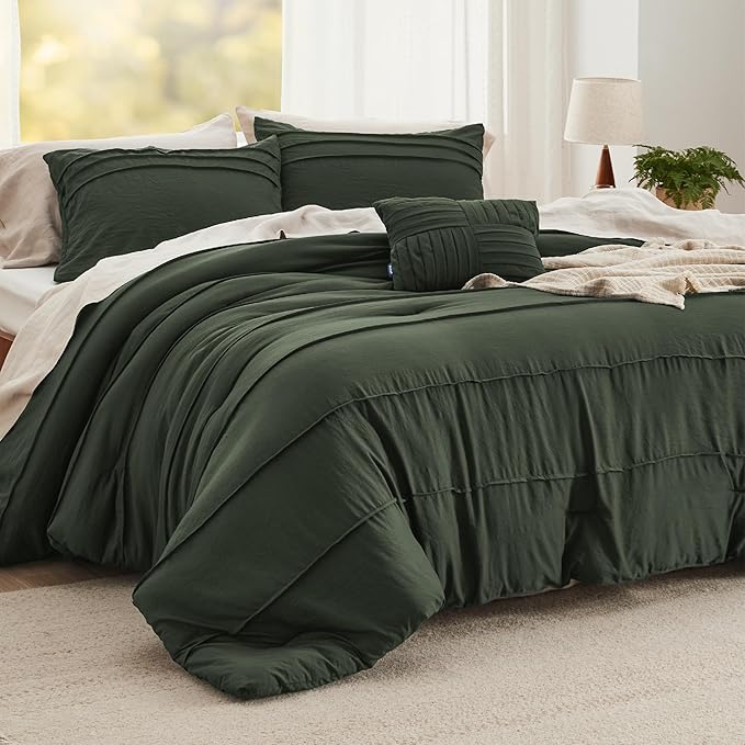 Bedsure Olive Green Oversized King Size Comforter Set - 4 Pieces Pinch Pleat Bed Set, Down Alternative Bedding Sets for All Season, 1 Comforter, 2 Pillowcases, 1 Decorative Pillow