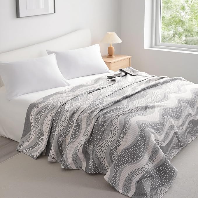 NTBAY 3 Layers Cotton Muslin 106x92 King Bed Blanket, Super Soft Breathable Thermal Yarn Dyed Quilt for Adults, Perfect Lightweight Blanket for Couch Sofa Bed All Seasons, Grey Wheat Waves