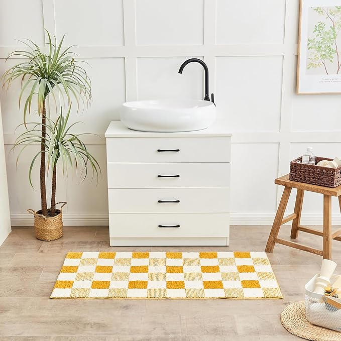 CozeCube Bath mats for Bathroom Non Slip, Fluffy Absorbent Microfiber Bath mat Washable, Aesthetic Bathroom Rugs, Cute Harvest Gold Checkered Bath mat, Harvest Gold, 32" x 20"