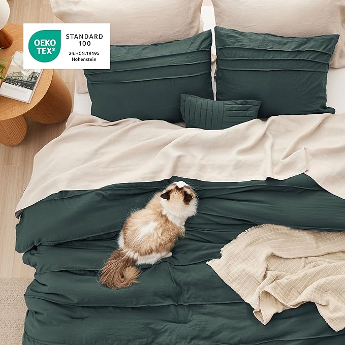 Bedsure California King Comforter Set - 4 Pieces Pinch Pleat Bed Set, Emerald Green Boho Bedding for All Season, 1 Soft Comforter, 2 Pillowcases, 1 Decorative Pillow