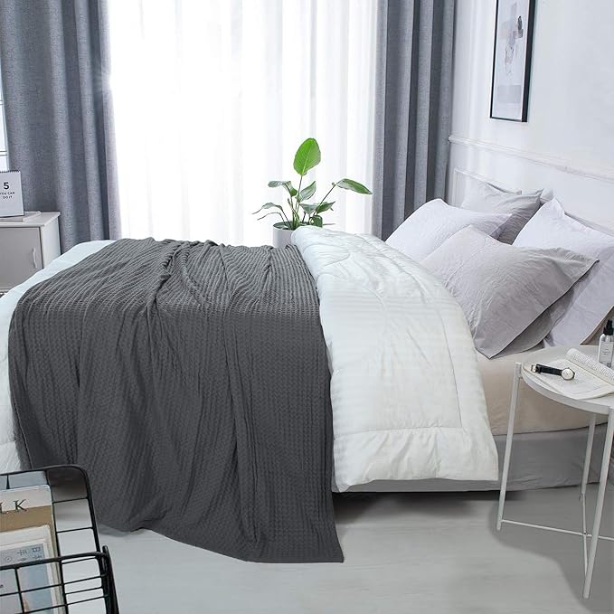 HILLFAIR 100% Combed Cotton Blanket– Queen Size Bed Blanket– Warm Soft All Season Breathable Lightweight Summer Blankets– Waffle Weave Home Decor Bed Blanket- Grey Queen Bed Cotton Blankets/Bedcover