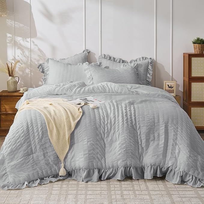 JOLLYVOGUE Light Grey Comforter Full Size, 3 Pieces Seersucker Lightweight Full Size Bedding, All Season Fluffy Microfiber Bedding Comforter Set with 1 Ruffle Comforter and 2 Ruffle Pillowshams