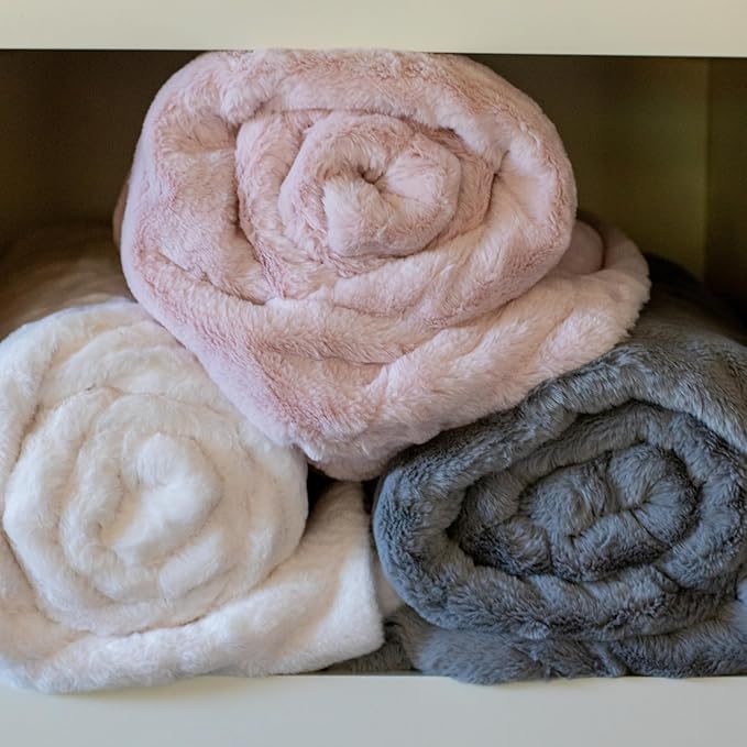 Minky Designs Blossom Pink Minky Blanket – Ultra Soft Faux Fur Throw Blanket for Couch, Bed & Home – Fluffy, Warm & Luxurious – Posh Collection (Large, 60x72)