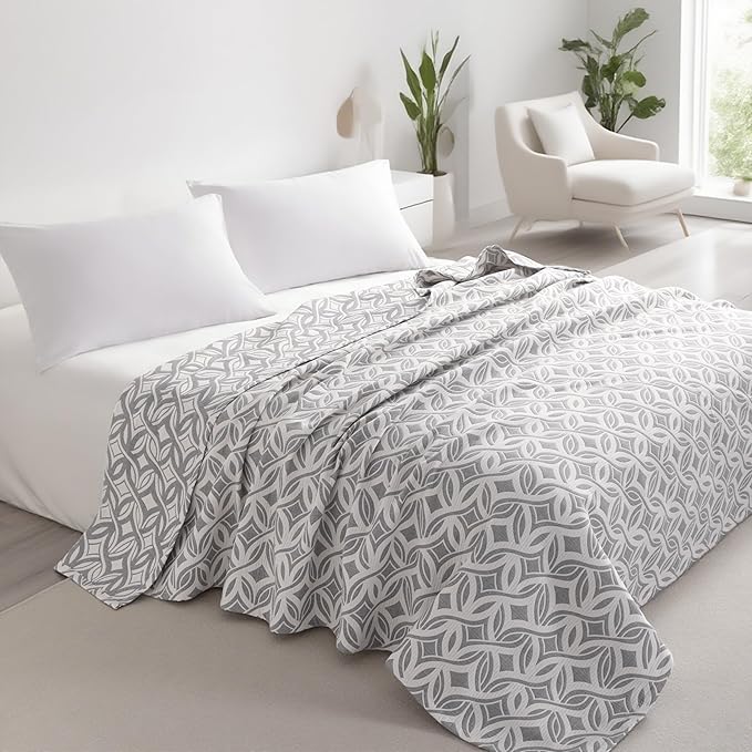 NTBAY 3 Layers Cotton Muslin 88x92 Queen Bed Blanket, Super Soft Breathable Thermal Yarn Dyed Quilt for Adults, Perfect Lightweight Blanket for Couch Sofa Bed All Seasons, Grey Twisted Line