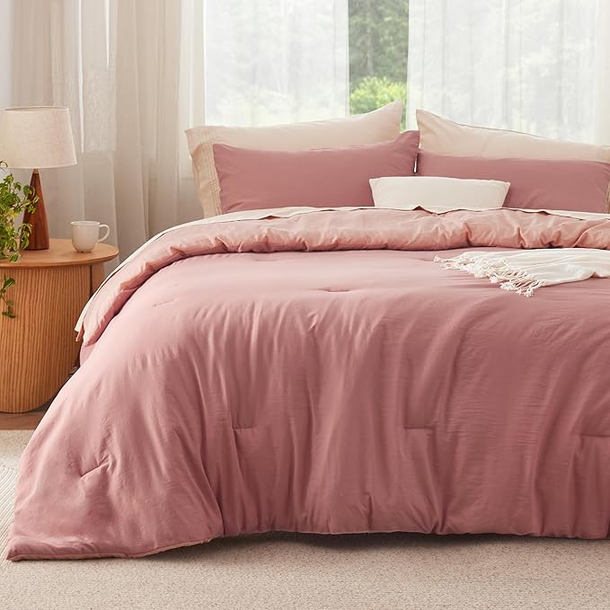Bedsure Full Size Comforter Set, Reversible Pink Clay Soft Prewashed Bedding for All Seasons, 3 Pieces Warm Down Alternative Bed Set, 1 Lightweight Comforter (82"x86") and 2 Pillowcases (20"x26")