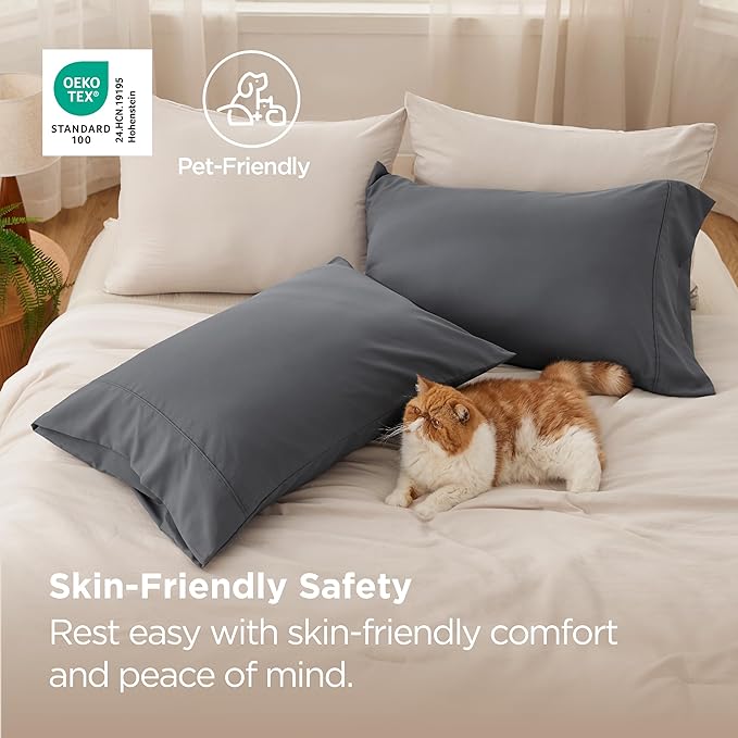 Bedsure Queen Pillow Cases Set of 2 - Dark Grey Double Brushed Microfiber Pillowcases 2 Pack, Super Soft Cooling Pillow Case Covers with Envelope Closure, Wrinkle, Fade and Stain Resistant, 20”x30“