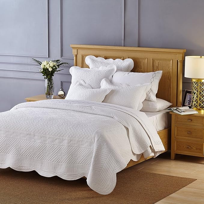 Calla Angel Sage Garden Luxury Pure Cotton Quilt, Queen, White