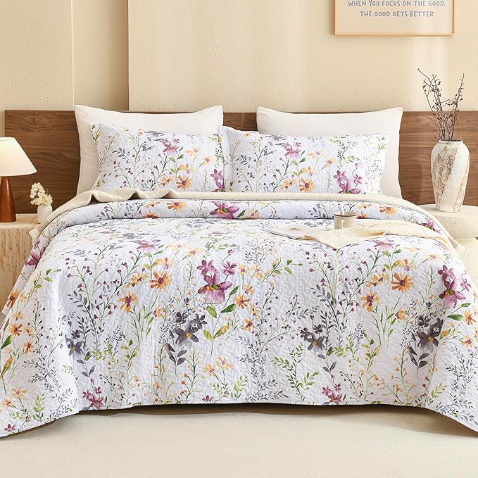 Lady Ann 100% Cotton Quilt Sets Queen, Yellow Flower Botanical Pattern Printed Quilted 102x118 Bedspread Set,Vintage Coverlet Ultra Soft Bedspread Set with Pillow Shams Al Season,3 PCS