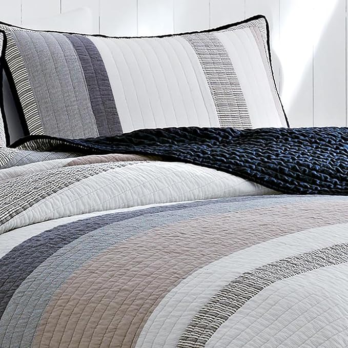 Nautica - Queen Quilt Set, Cotton Reversible Bedding with Matching Shams, Bedding Set for All Seasons (Tideway Tan/Grey, Queen)